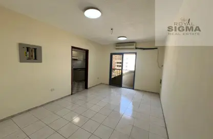 Apartment - 1 Bathroom for rent in Mankhool Building - Al Mankhool - Bur Dubai - Dubai