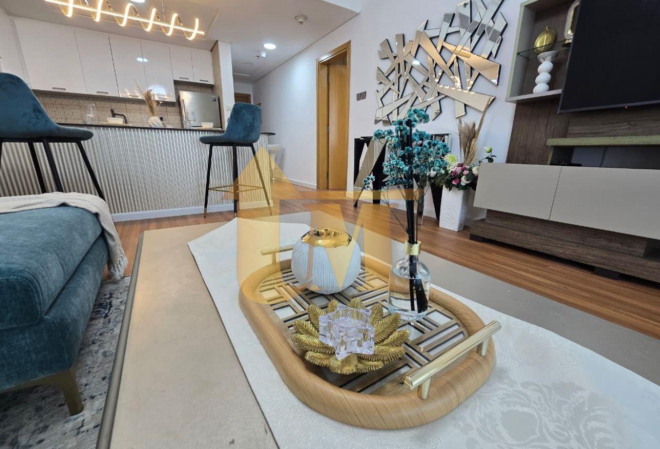 Fully Furnished| Lake View | 1BR | Pool | Gym photo 2