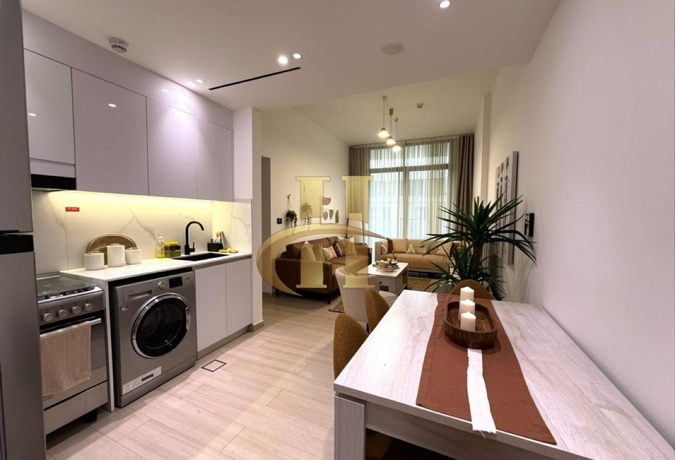 Fully furnished | Elegant | Fitted Kitchen photo 4