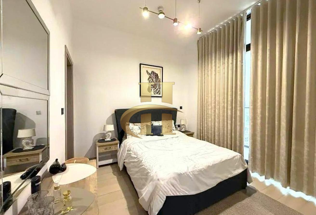 Fully furnished | Elegant | Fitted Kitchen photo 5