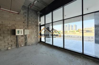 Shop - Studio - 1 Bathroom for rent in Azizi Riviera 23 - Azizi Riviera - Meydan One - Meydan - Dubai