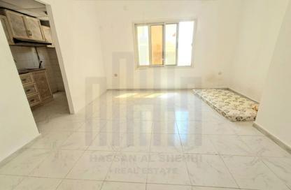 Apartment - Studio - 1 for rent in Fire Station Road - Muwaileh - Sharjah