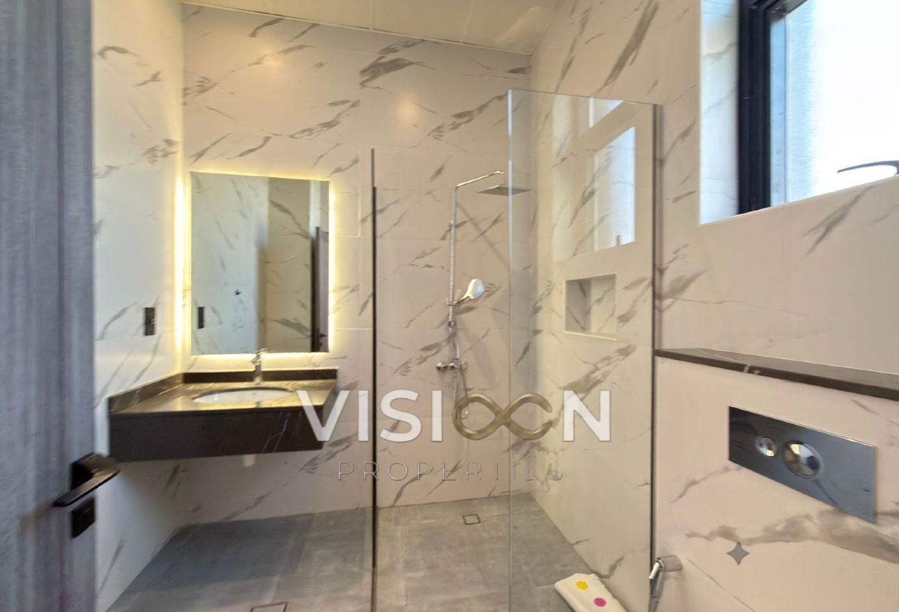 Modern Villa with 5 Bedrooms & Private Pool photo 18