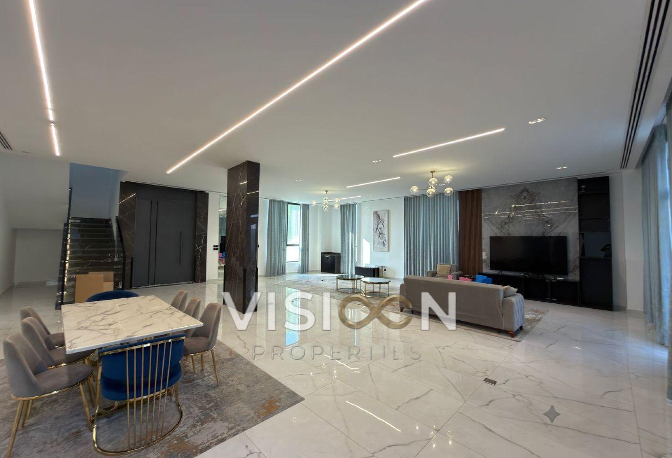 Modern Villa with 5 Bedrooms & Private Pool photo 5