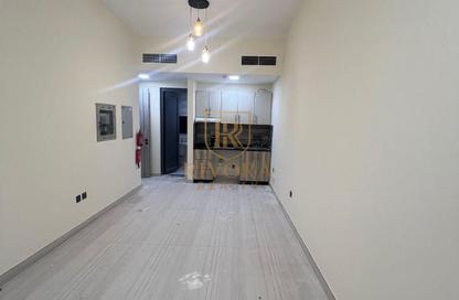 Apartment - Studio - 1 Bathroom for rent in Al Karama - Dubai