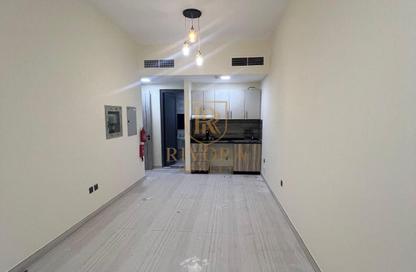 Apartment - Studio - 1 Bathroom for rent in Al Karama - Dubai