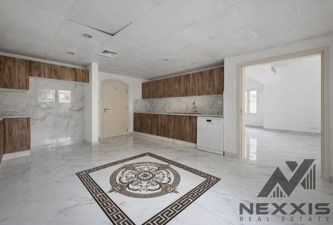 63649311 - Property Image 2