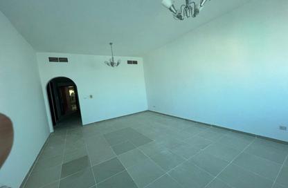 Apartment - 1 Bedroom - 2 Bathrooms for rent in Al Mamzar - Al Mamzar - Sharjah - Sharjah