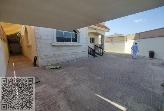 80270347 - Property Image 2