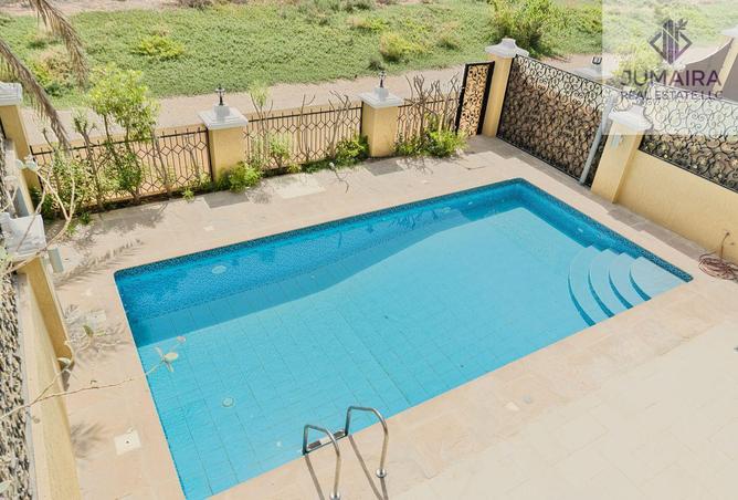 92249069 - Property Image 2