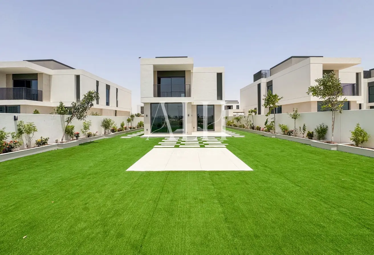 152387298 - Property Main Image