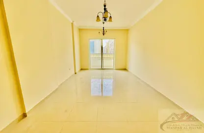 Apartment - 2 Bedrooms - 3 Bathrooms for rent in Muwaileh 29 Building - Muwaileh - Sharjah