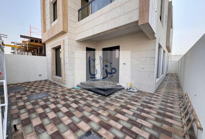 15995806 - صورة العقار 2