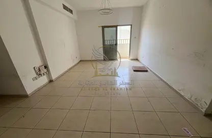 Apartment - 2 Bedrooms - 2 Bathrooms for rent in Qasimia 10 building - Al Mahatta - Al Qasimia - Sharjah