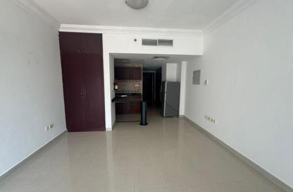 Apartment - Studio - 1 Bathroom for rent in Al Nayli Building - Dubai Silicon Oasis - Dubai