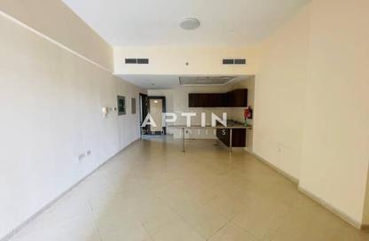 Apartment - Studio - 1 Bathroom for rent in Palace Tower 2 - Palace Towers - Dubai Silicon Oasis - Dubai Apartment - Studio - 1 Bathroom for rent in Palace Tower 2 - Palace Towers - Dubai Silicon Oasis - Dubai