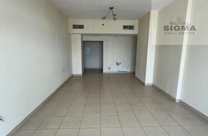 Apartment - 1 - 2 for rent in Al Raffa Tower - Al Raffa - Bur Dubai - Dubai Apartment - 1 - 2 for rent in Al Raffa Tower - Al Raffa - Bur Dubai - Dubai