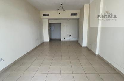 Apartment - 1 - 2 for rent in Al Raffa Tower - Al Raffa - Bur Dubai - Dubai Apartment - 1 - 2 for rent in Al Raffa Tower - Al Raffa - Bur Dubai - Dubai
