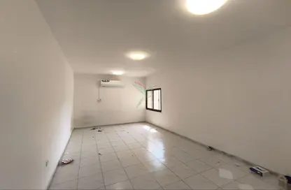 Apartment - 2 Bedrooms - 2 Bathrooms for rent in Al Ameriya - Al Jimi - Al Ain