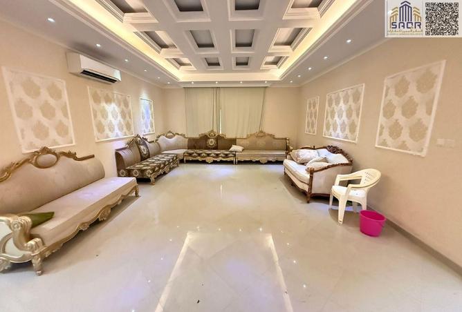 83228329 - Property Image 3