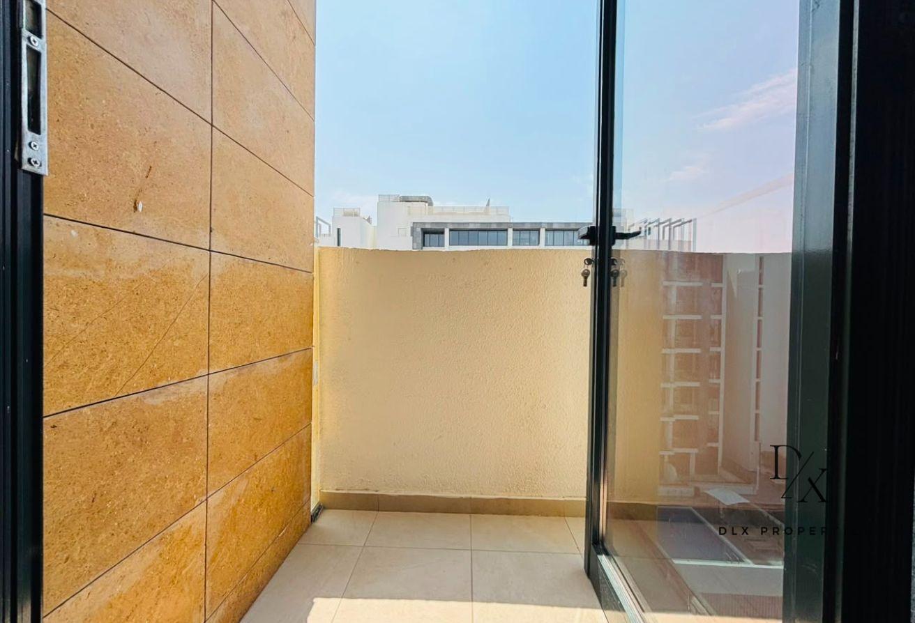 Corner Unit | Two Balcony | Spacious photo 11