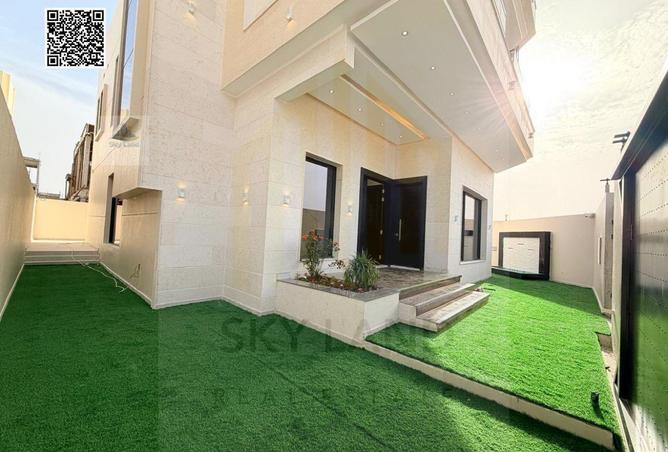 135188454 - Property Image 3