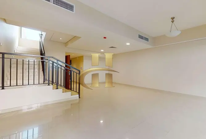 105125125 - Property Image 2