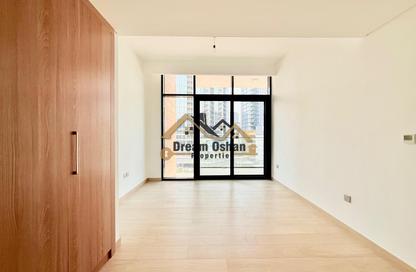 Apartment - 2 Bedrooms - 2 Bathrooms for rent in Azizi Riviera 40 - Azizi Riviera - Meydan One - Meydan - Dubai