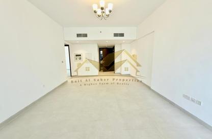 Apartment - 2 Bedrooms - 3 Bathrooms for rent in Jumeirah Garden City - Al Satwa - Dubai