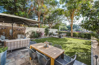 تاون هاوس - 3 غرف نوم - 3 حمامات للبيع في الينابيع 14 - الينابيع - دبي