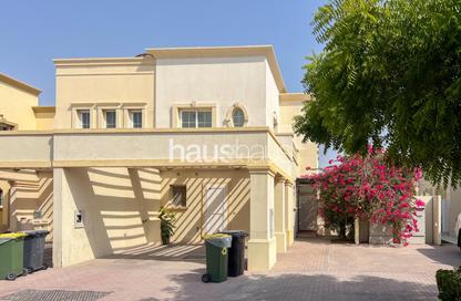 فيلا - 2 غرف نوم - 3 حمامات للايجار في الينابيع 4 - الينابيع - دبي فيلا - 2 غرف نوم - 3 حمامات للايجار في الينابيع 4 - الينابيع - دبي
