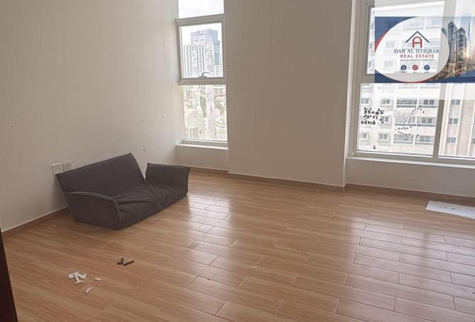 128370909 - Property Image 2