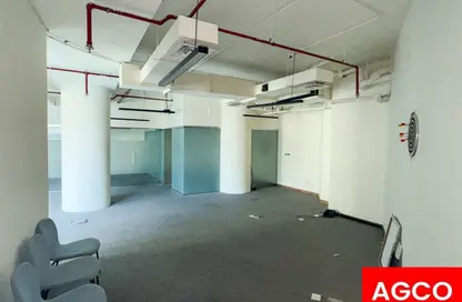 مكتب للايجار في برج الأعمال - الخليج التجاري - دبي