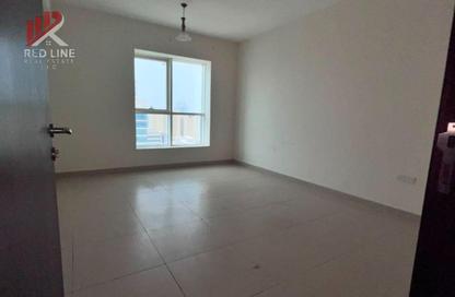 Apartment - 2 Bedrooms - 2 Bathrooms for rent in Salam Tower - Al Majaz 1 - Al Majaz - Sharjah