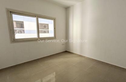 Apartment - 1 - 1 for rent in New Al Taawun Road - Al Taawun - Sharjah