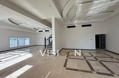 Villa - 5 Bedrooms - 7 Bathrooms for rent in Al Barsha South 1 - Al Barsha South - Al Barsha - Dubai