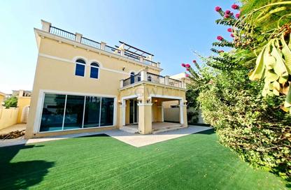 Villa - 4 - 5 for rent in Legacy Nova Villas - District 9 - Jumeirah Park - Dubai