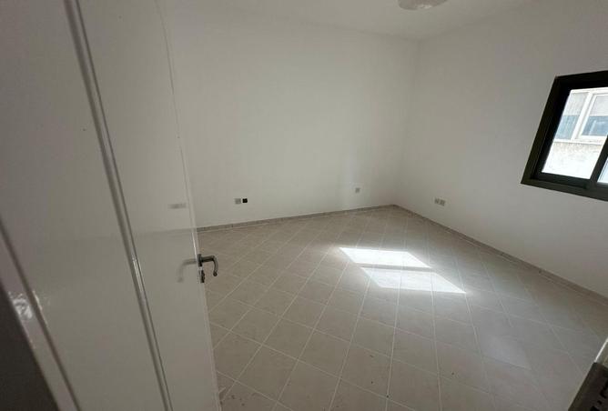 88742856 - Property Image 2