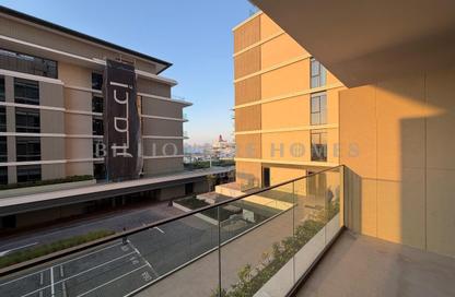 Apartment - 2 Bedrooms - 2 Bathrooms for sale in Seagate Building 3 - Seagate - Mina Rashid - Dubai