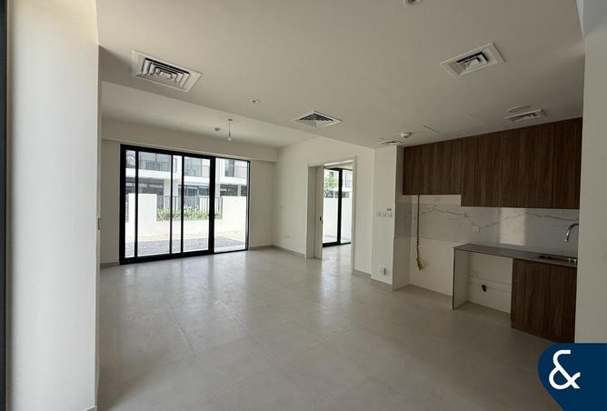 87052875 - Property Image 2