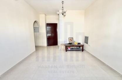 Apartment - 1 - 1 for rent in Fire Station Road - Muwaileh - Sharjah