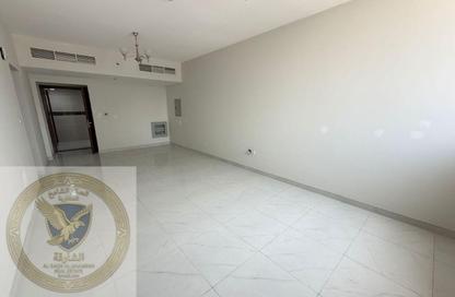 Apartment - 2 Bedrooms - 3 Bathrooms for rent in Al Mamzar Tower - Al Mamzar - Sharjah - Sharjah Apartment - 2 Bedrooms - 3 Bathrooms for rent in Al Mamzar Tower - Al Mamzar - Sharjah - Sharjah