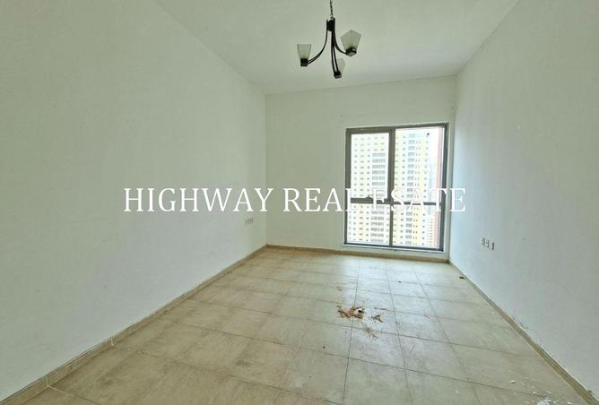 122019440 - Property Image 2