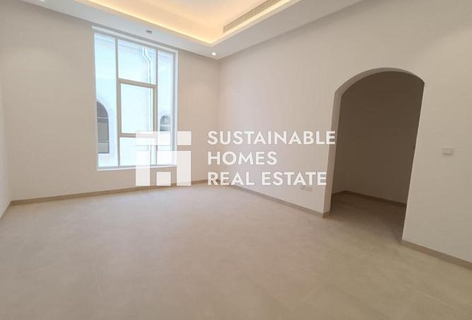 72724831 - Property Image 2