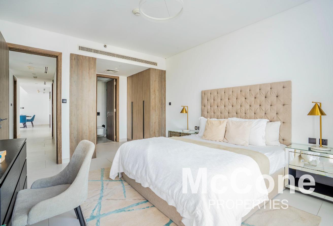 Beach Access | Large Balcony | Burj View photo 20