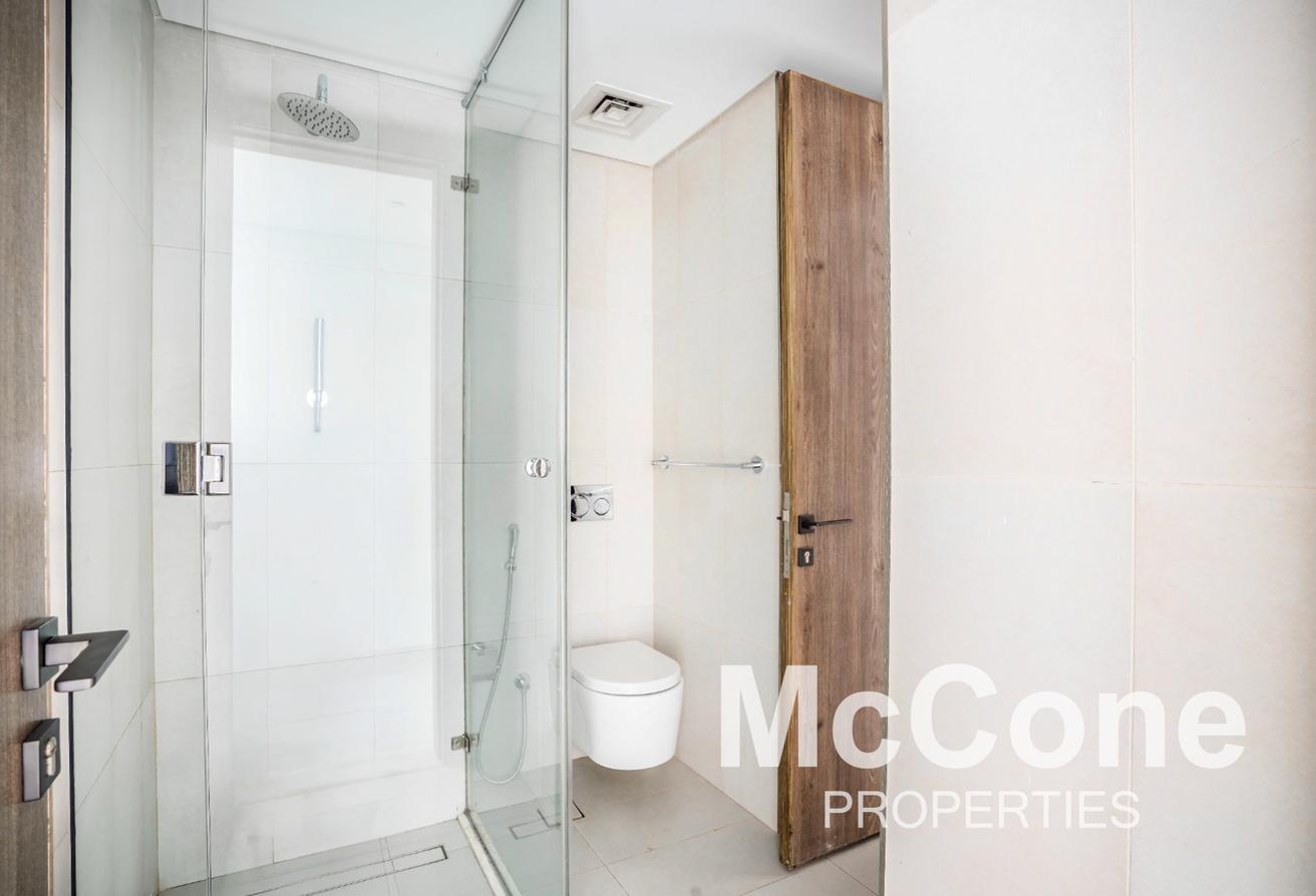 Beach Access | Large Balcony | Burj View photo 12