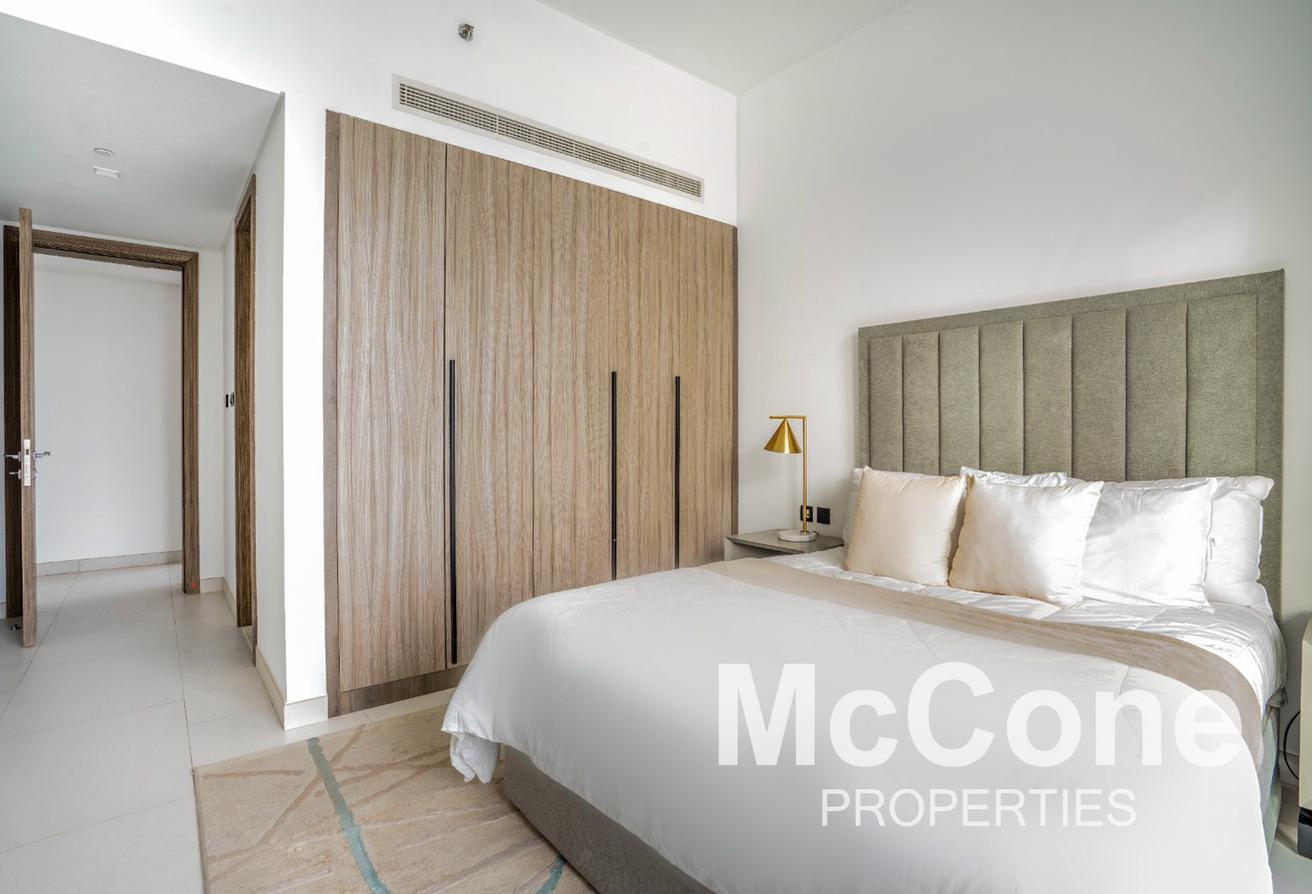Beach Access | Large Balcony | Burj View photo 15