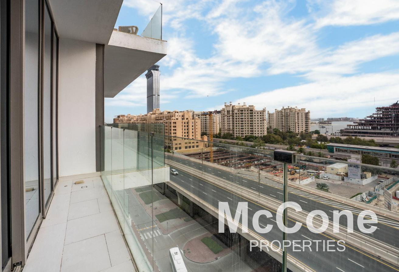 Beach Access | Large Balcony | Burj View photo 24