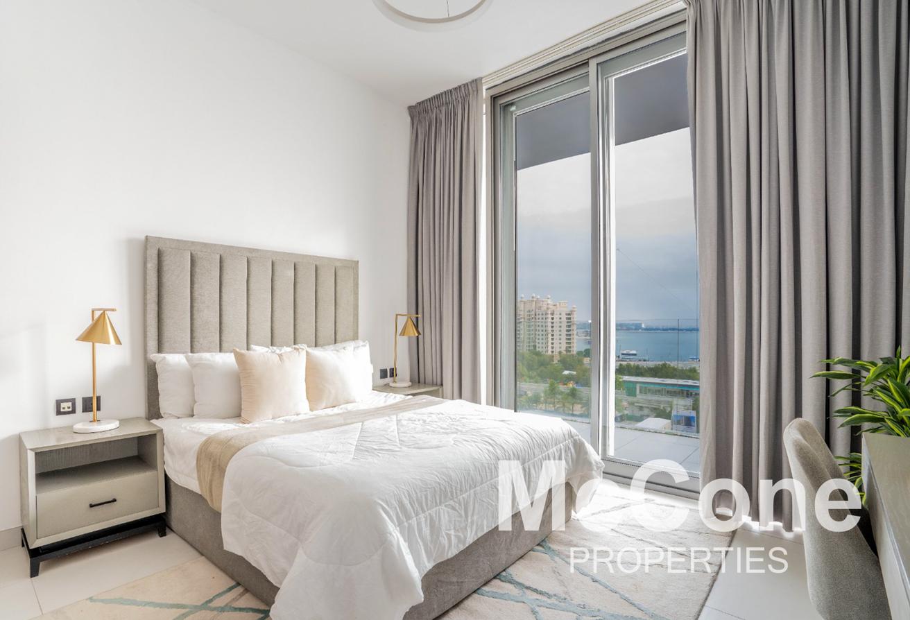 Beach Access | Large Balcony | Burj View photo 14