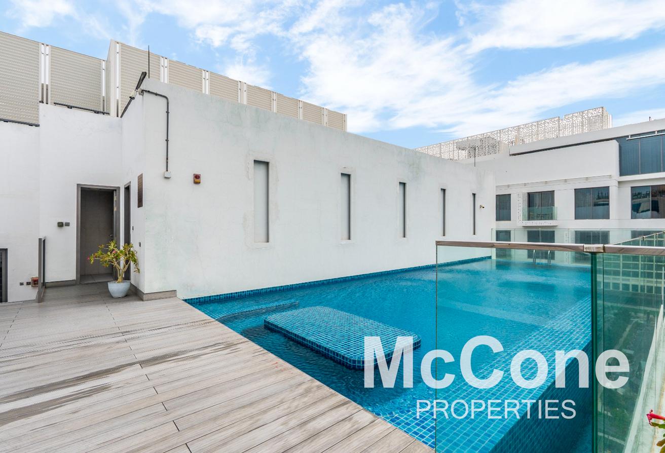 Beach Access | Large Balcony | Burj View photo 27